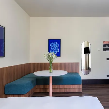 Ξενοδοχείο Numa Barberini 3*